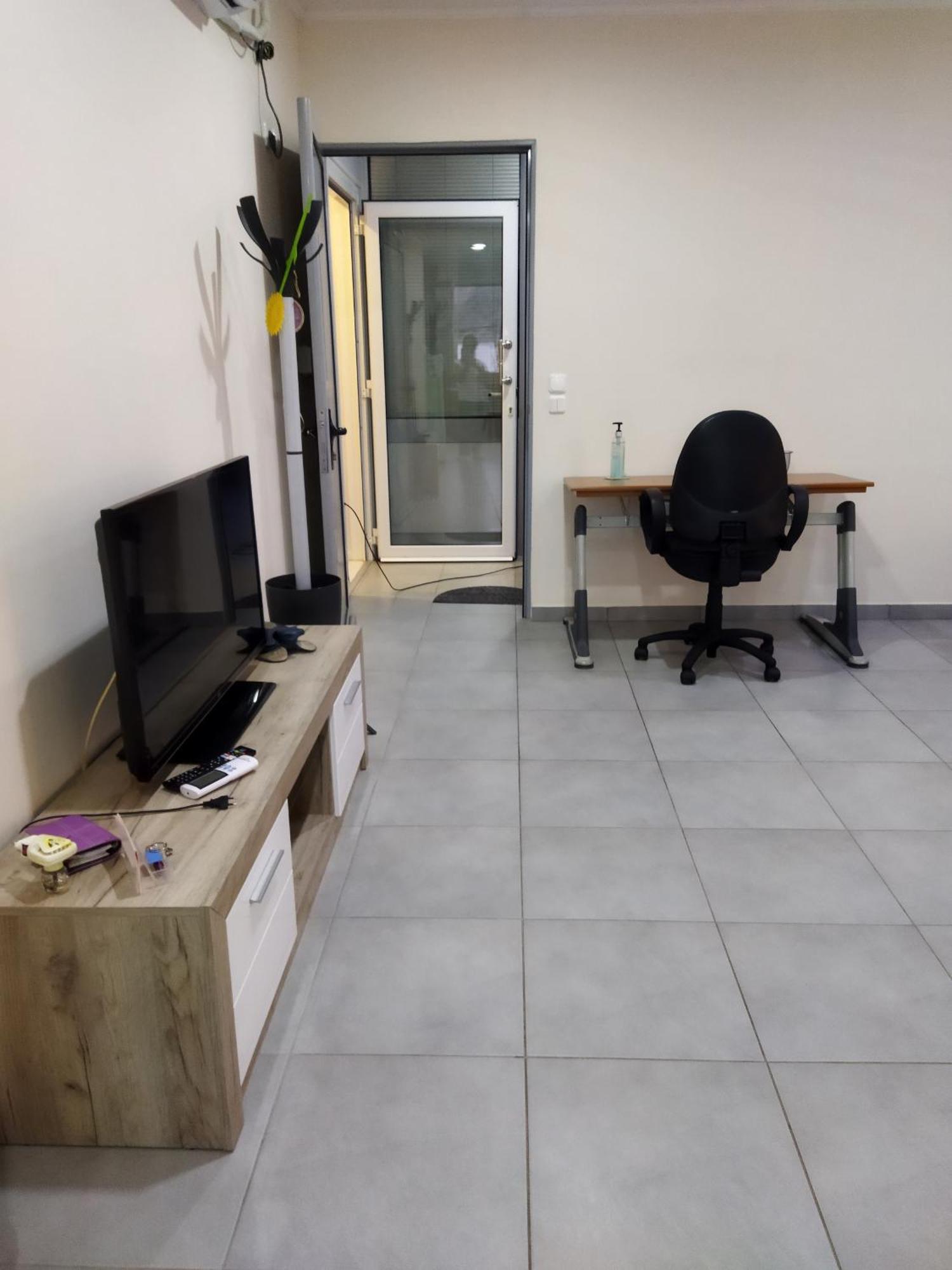 Cozy Apartment Near To The Airport Kouvaras Экстерьер фото